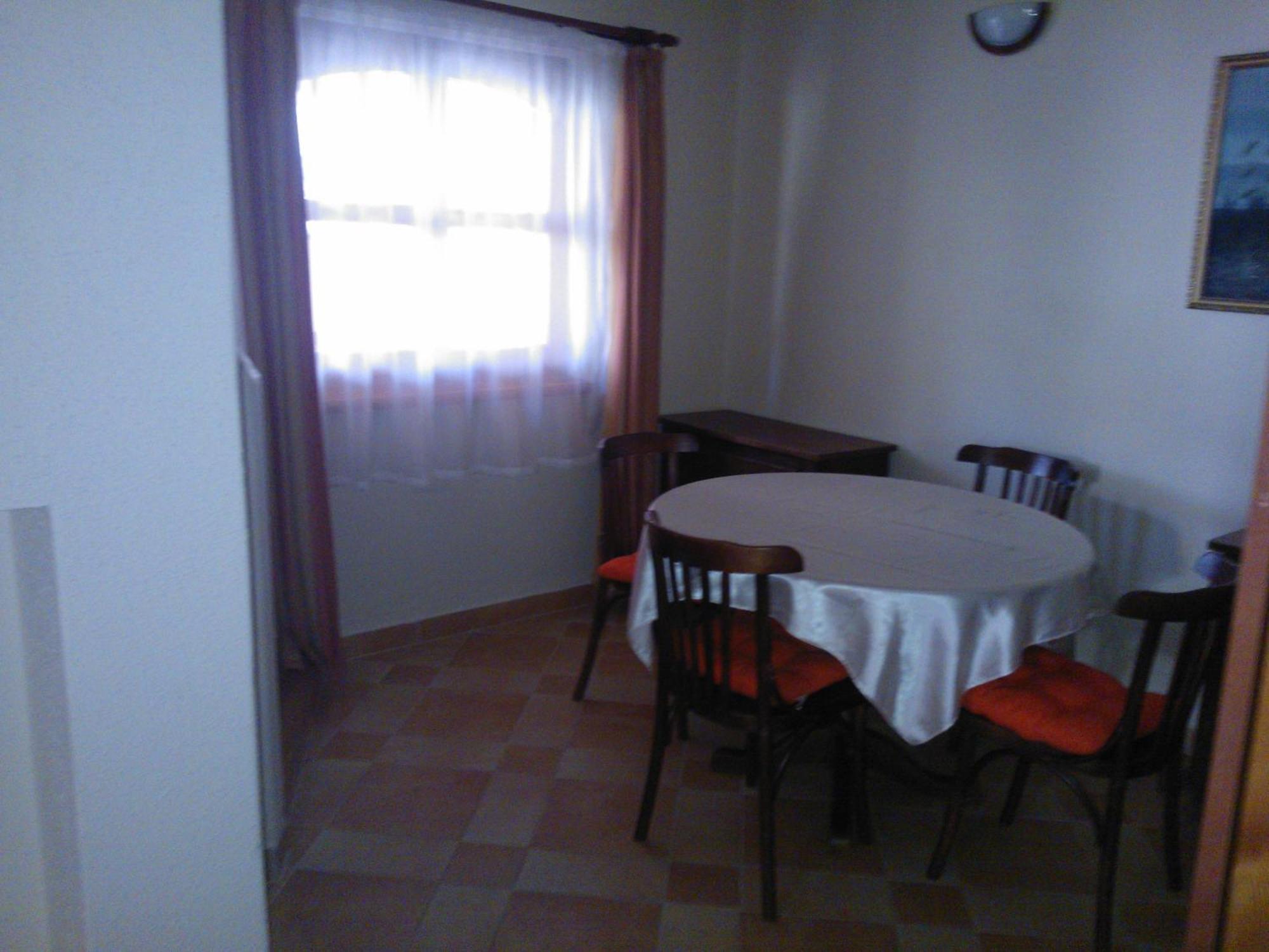 Mediterran Apartmanhaz Szántód חדר תמונה