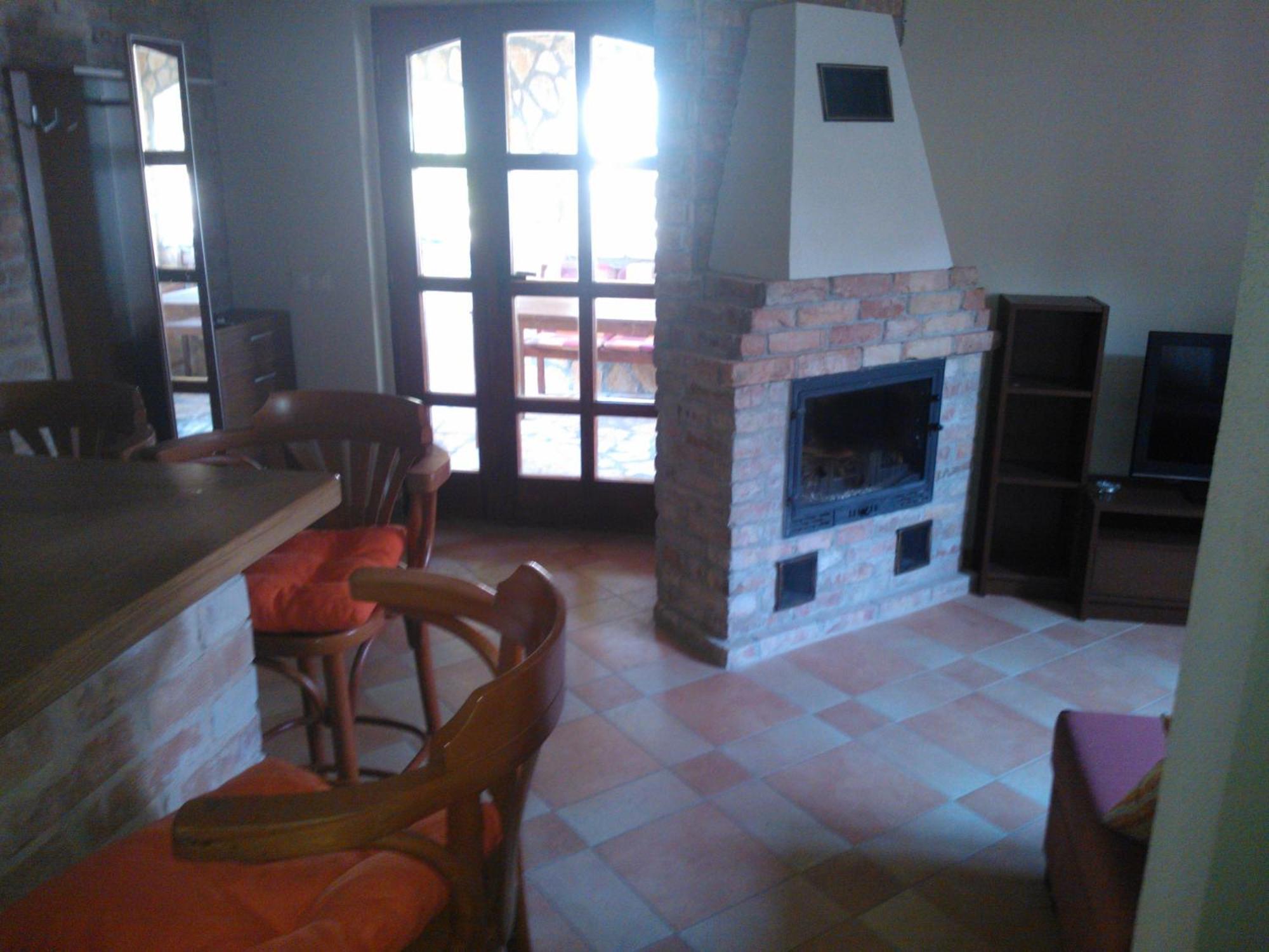 Mediterran Apartmanhaz Szántód חדר תמונה